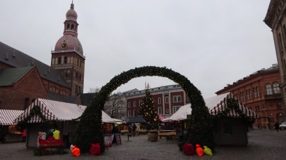 Christmas market at Dome's square in the morning