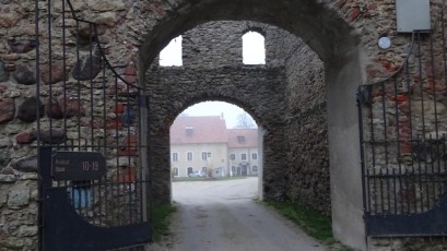Pöltsamaa Castle - Die Burg von Pöltsamaa