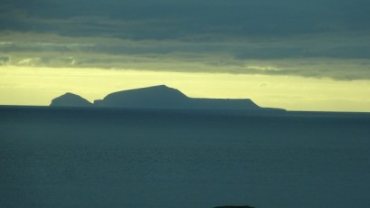 Die Insel Foula im Abendlicht