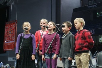 auch die Kleinen singen schon in Estland