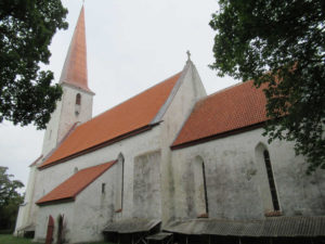 Die Kirche von Mustjala