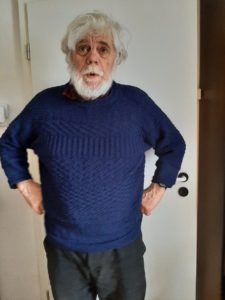 Heinz mit seinem Geburtstags-Gansey Heinz mit seinem Geburtstags-Gansey